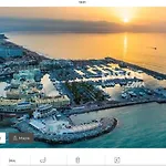 Puerto Marina