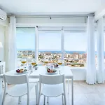 797 Holiday Rentals- Espectacular Piso Con Vista Al Mar Y Al Puerto