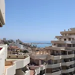 095 - Bright & Comfortable Holiday Apartment With Water Park & Sea Views