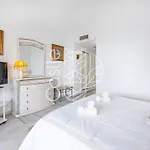 Puerto De Benalmadena Holiday Rentals Vistas Al Mar Y Yates Con Piscina Malaga