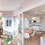 797 Holiday Rentals - Luminoso Y Reformado Apartamento Para 2