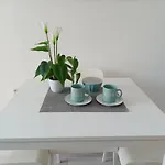 Precioso Apartamento Residencial Piscina Jardines