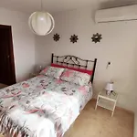 2Bdr Sunny Apartment With Pool And Private Parking In Benalmadena