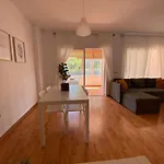 Magnífico apartamento con piscina en Benalmádena