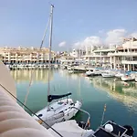 Puerto Marina Luxury Studio