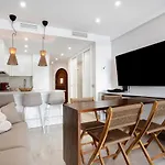 Puerto Marina Luxury Studio