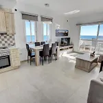 New Sunset Apartment - C&G Benal Beach