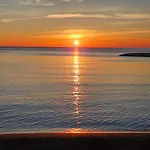 Apartamento Entero, Enormes Piscinas, Terraza Y Playa