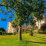 532 Minerva Apartamentos- Vistas Al Mar Y A La Piscina - Excelente Ubicacion