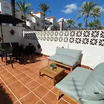 Casa De Las Palmeras