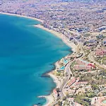Townhouse Beachfront Benalmadena Costa, By Casa Del Sol Hr