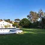 Agradable Adosado Con Piscina La Hidalga