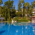 Benalgolf/Penthouse With Wonderful Sea Views