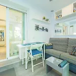 Cubo\'S Poseidon Apartment 3 & Pool