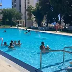 Modern 2 Bed Apartment With Sea Views, Bonanza