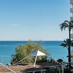 Seaview Beachfront Studio With Aqua Park & Balcony