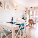 Stunning apartment in Benalmadena with WiFi, 1 Bedrooms&Outdoor swimming pool