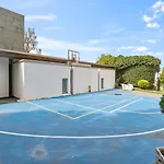 Luxury 5 Bedroom Villa