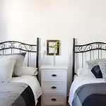 Apartamento En Primera Linea De Playa En Benalmadena