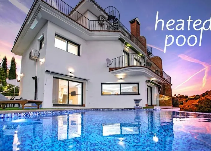 Luxury Villa With Sea Views - Heated Pool-Jacuzzi