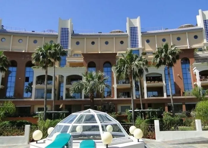 797 Holiday Rentals - Bellagio- Elegante Piso Para 6 A 1 Min De La Playa, Con Piscina Interior Y Exterior, Spa Con Jacuzzi