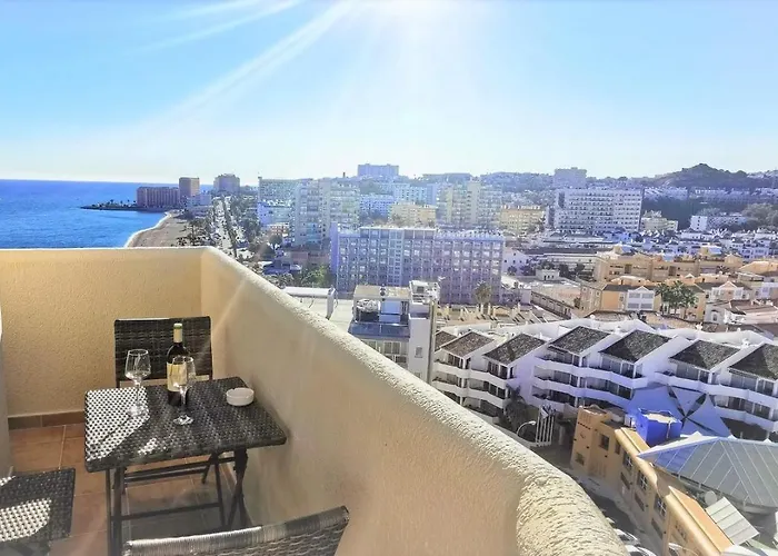 Benalmadena Front Line Sea View 1 Bedroom Large Apartment