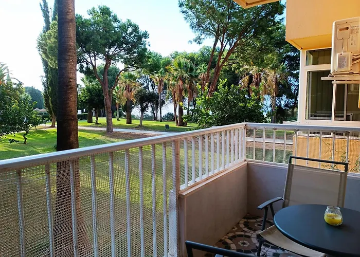 Aga - Apartamento Benalmadena Terraza Con Vistas Al Mar Y Jardin, Piscina, Wifi, Nuevo, 1 Dormitorio