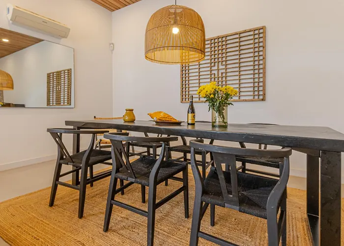 Luxury Villa Alhambra Close To Sea And Centre