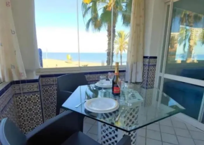 Benalmarina 105 Beachfront Your Ideal Place By The Marina
