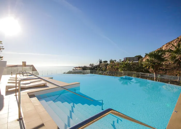 Stunning Sea Views At Stupa Hills