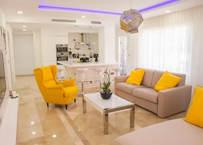 Luxury 100 Sq.M. Sea View Apartment