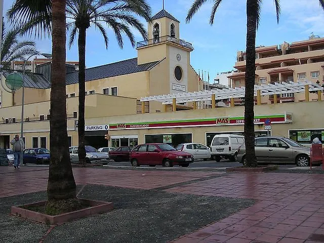 Bonanza Square