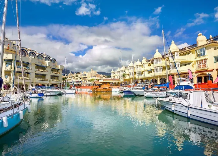 Puerto Marina Waterfront Apartment