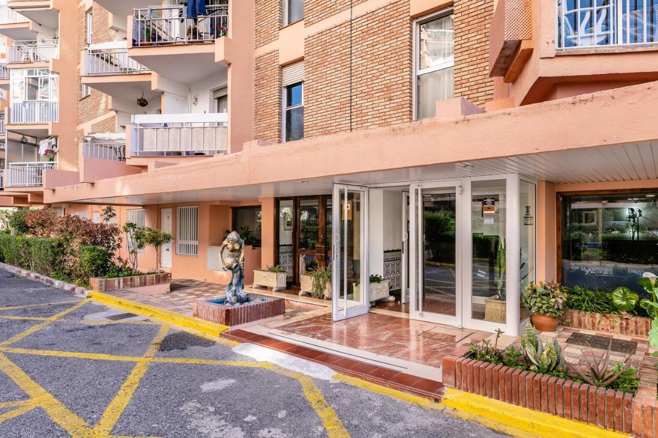 Apartment Apartamento Acuario 4 *