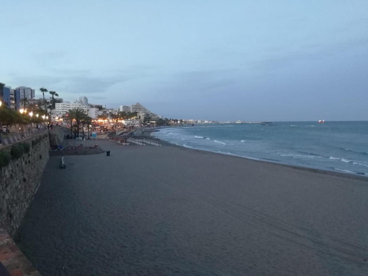 Apartamento En La Playa Con Piscina Apartment *