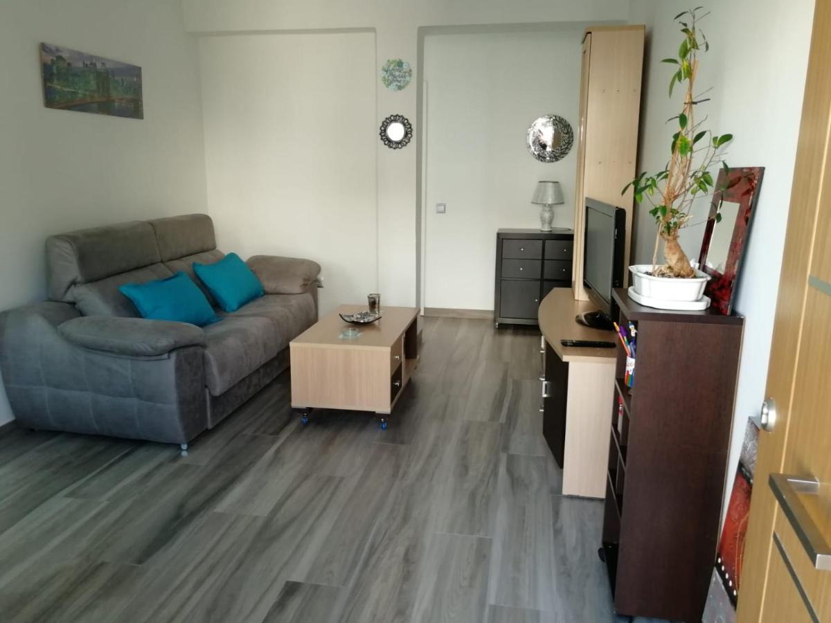 Apartamento En La Playa Con Piscina Benalmadena