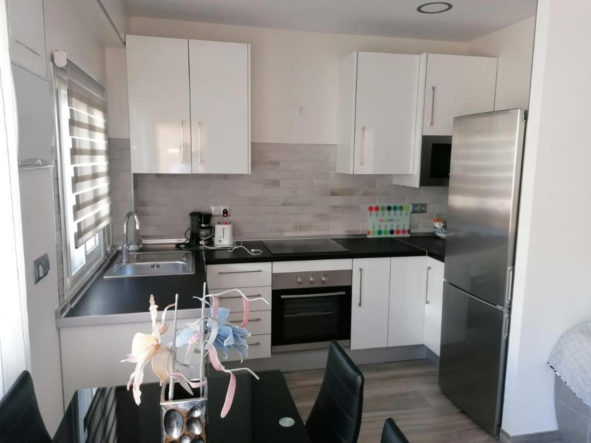 Apartamento En La Playa Con Piscina