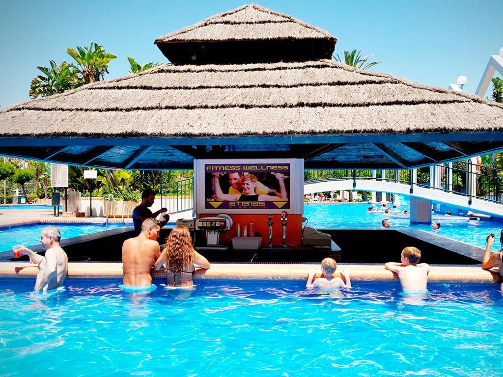 Apartment Benalsuite Estudio, Piscina Y Playa En Benalbeach, *