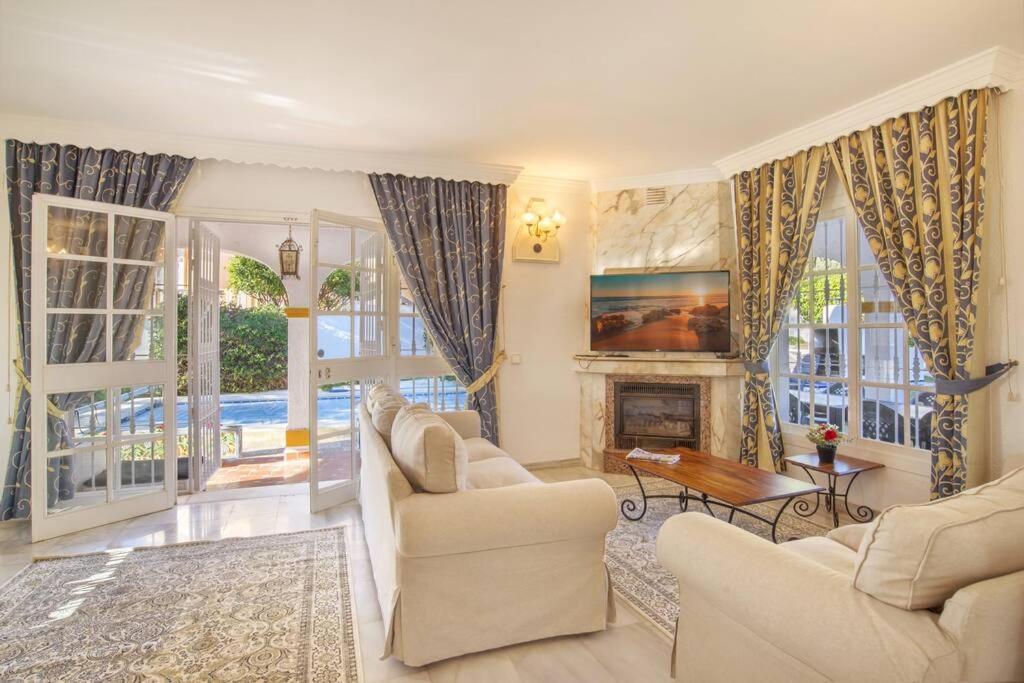 Villa Marina - 5 Min Walk To The Beach, Heated Pool, Spa, 5 Bedrooms *