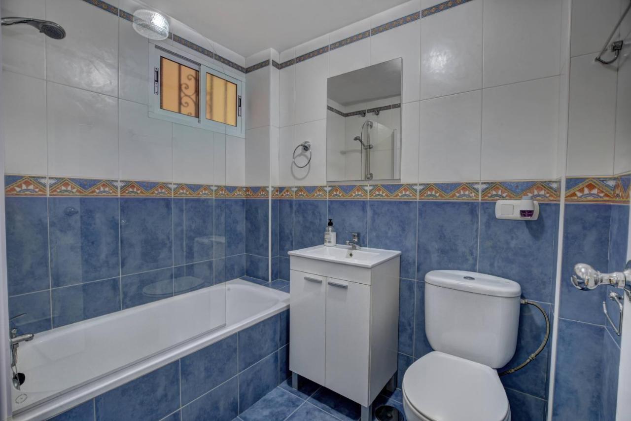 Minerva, Costa, Stunning Sea & Mountain View, 1 Bedroom Apartment Benalmadena