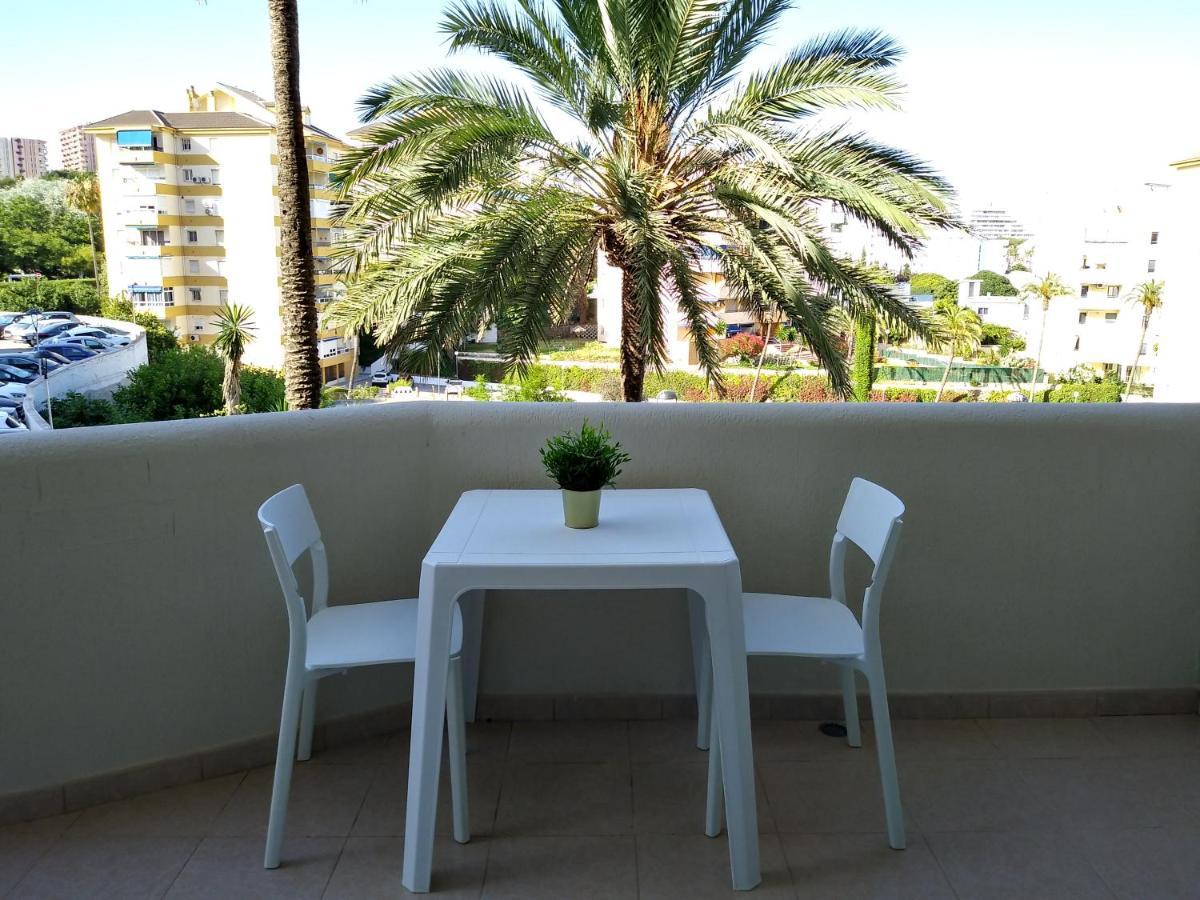 Benalsuite Estudio, Piscina Y Playa En Benalbeach, Apartment