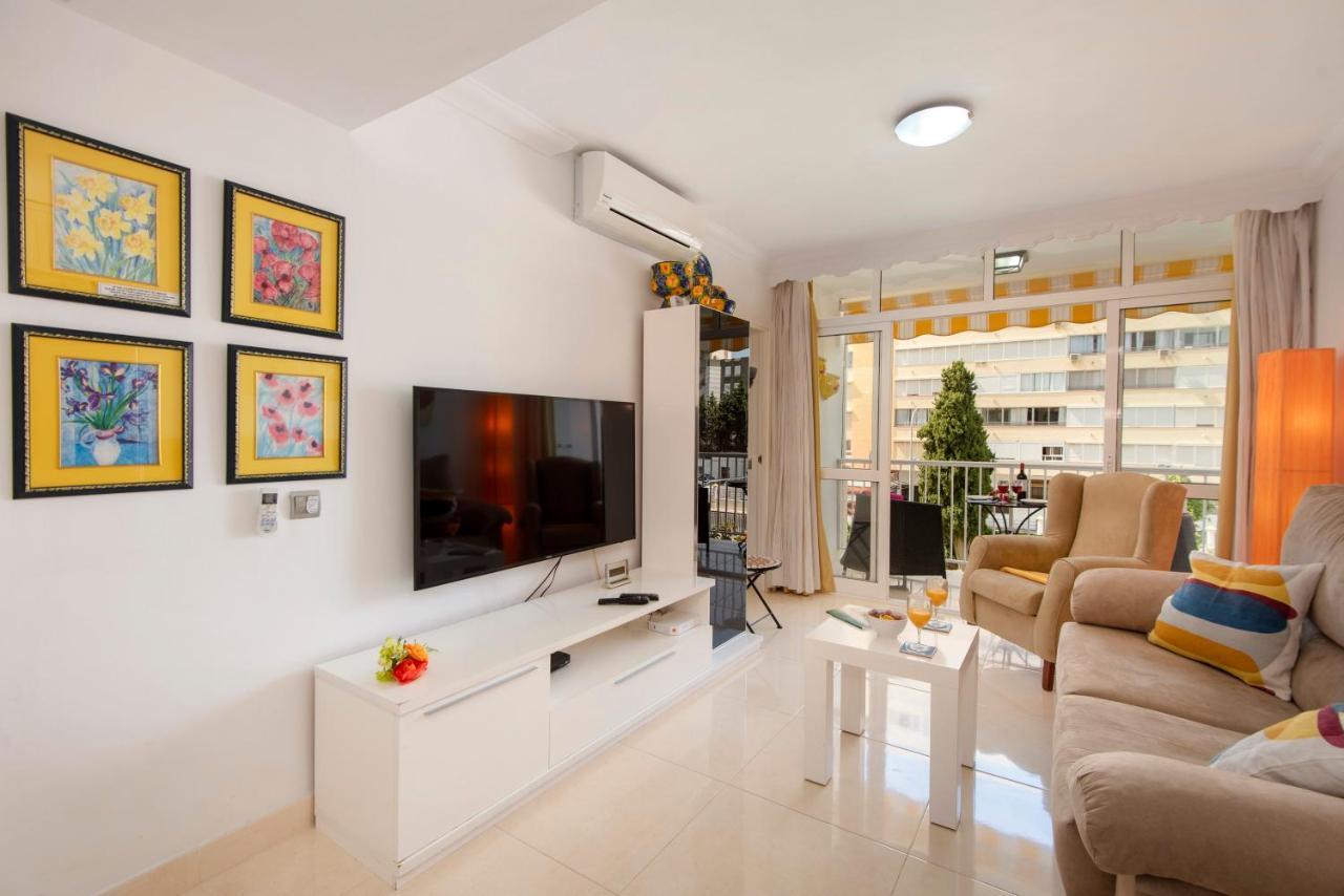Fabulous Sunny Second Floor - Edificio Europark - Overlooking Gardens And Pools. Apartment Benalmadena