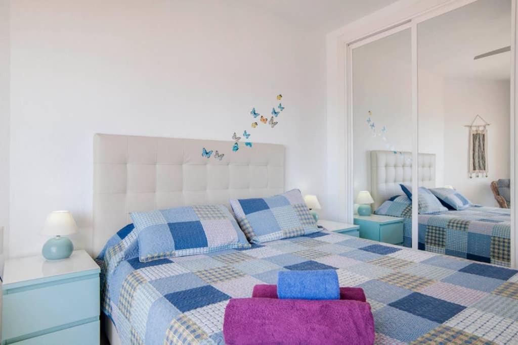 021 - Wonderful Beachfront With Stunning Sea Views * Benalmadena