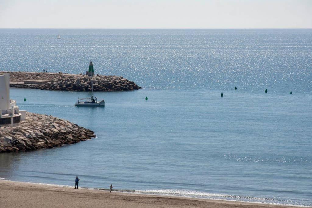 Apartment 021 - Wonderful Beachfront With Stunning Sea Views