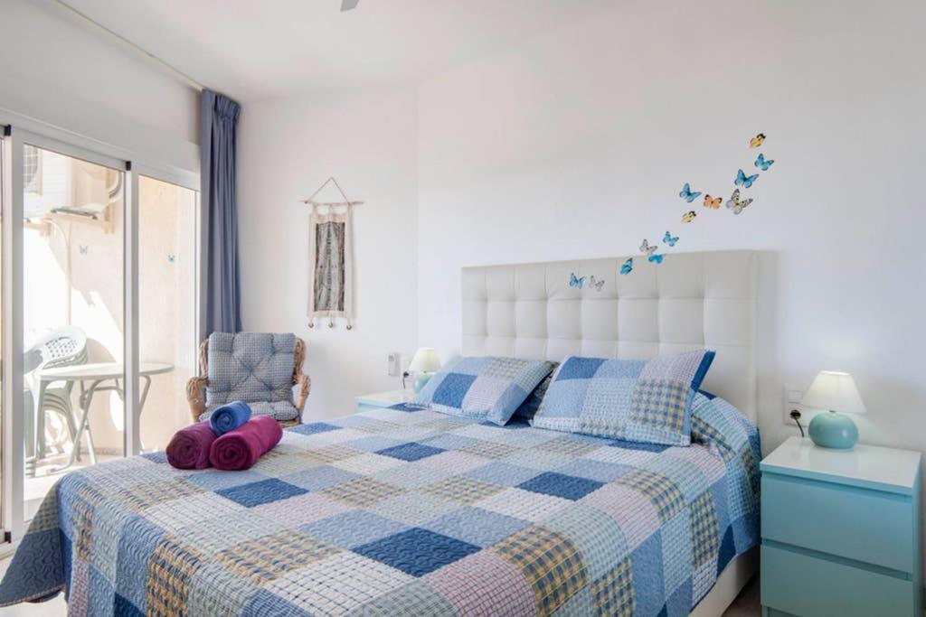 021 - Wonderful Beachfront With Stunning Sea Views Apartment Benalmadena