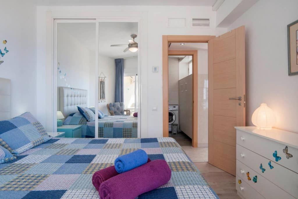 021 - Wonderful Beachfront With Stunning Sea Views Apartment