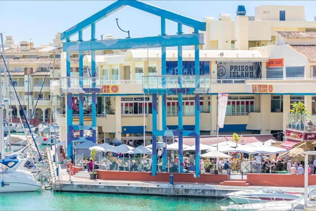 Puerto Marina 3 Bedrooms With Panoramic Sew View *