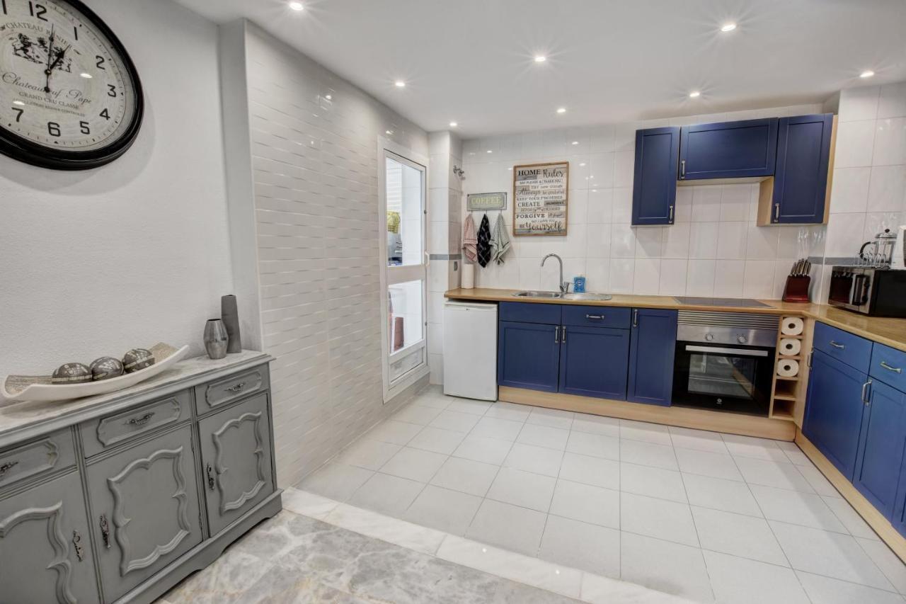 Holiday home Timon Ii, Luxury 3 Bedroom Beachside Benalmadena