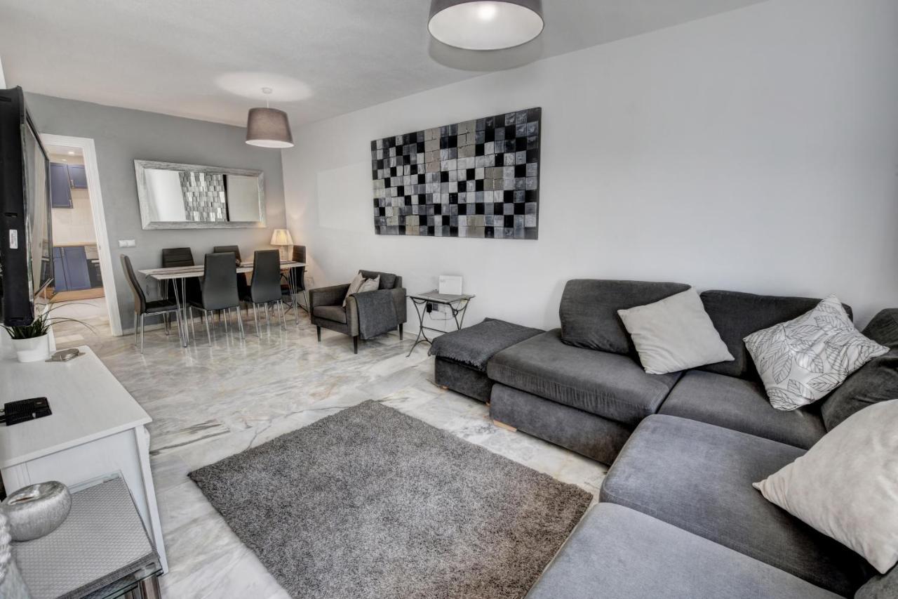 Holiday home Timon Ii, Luxury 3 Bedroom Beachside *