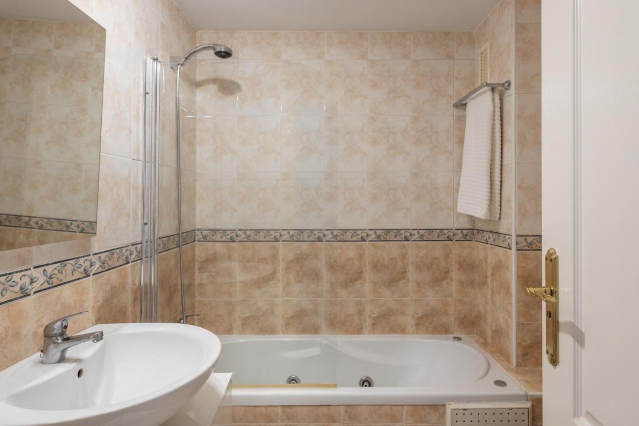 Apartment Dana Ii Eurogolf, Vistas, Wifi, Piscina Y Parking *